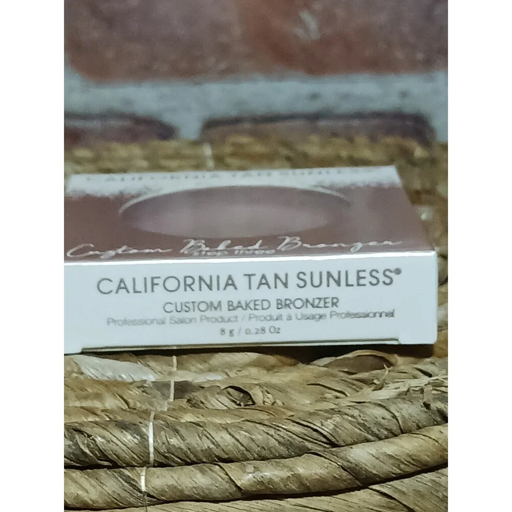 NEW California Tan Sunless Custom Glow Bronzer Face Powder
